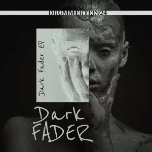 DrummeRTee924 – Dark Fader